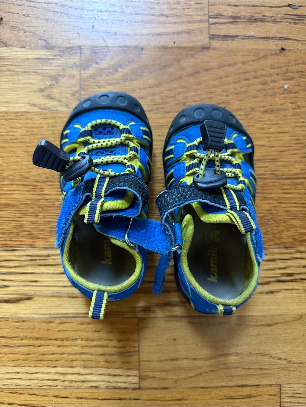 Kamik Toddler Blue and Yellow Outdoor Sandals